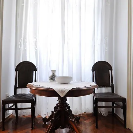 Amphiteater Art Апартаменты