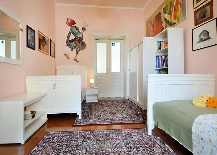 Amphiteater Art Apartment